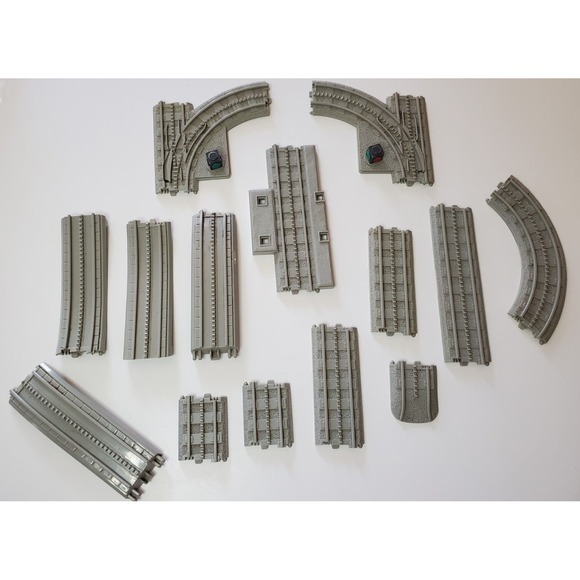 Lot of 14 LIONEL IMAGINEERING TRAIN TRACKS Imagination Little Lines Hand Switch - Picture 1 of 10
